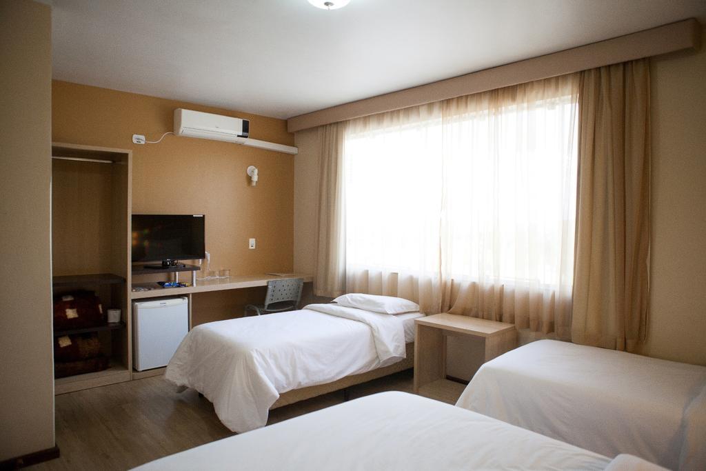 Hotel Palmeiras Laranjeiras do Sul Kültér fotó